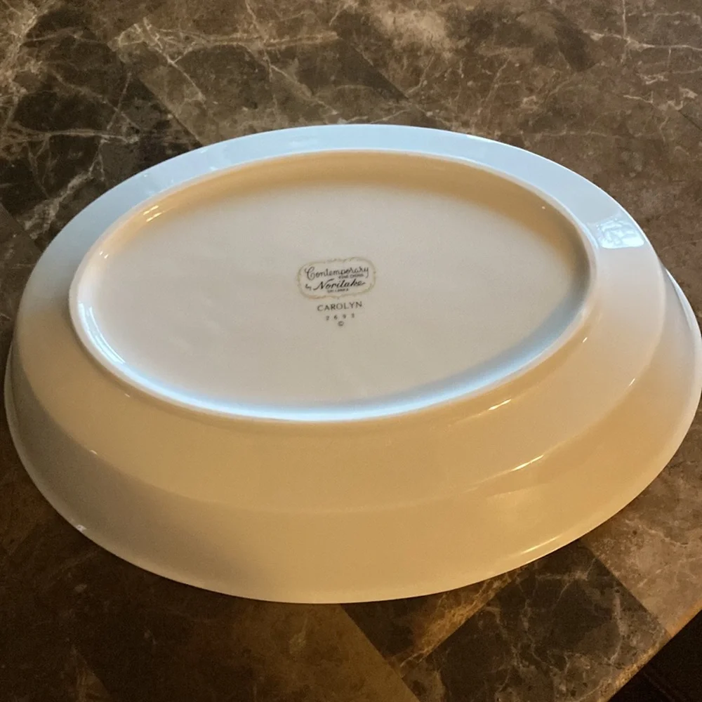 Noritake Vintage Contemporary Fine China Oval Serving Bowl